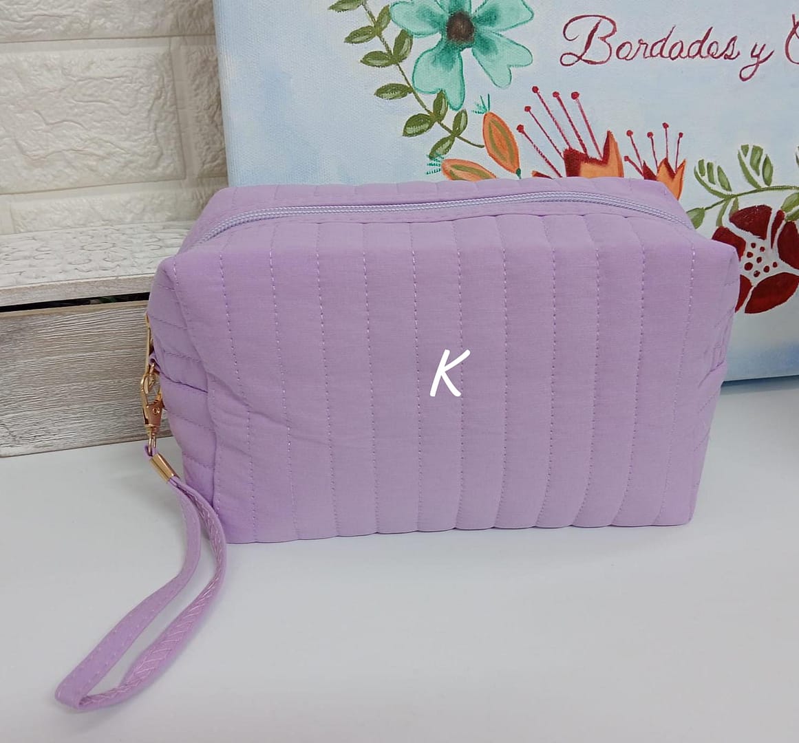 Neceser rectangular acolchado